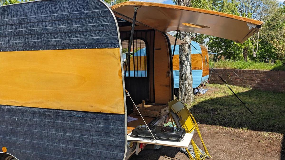 Cabrio-Wohnwagen Hotel Brandenburg  Eksteriør billede